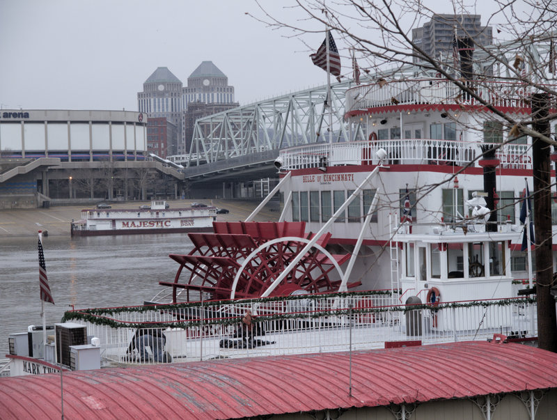 Newport, Paddlewheel Steamer